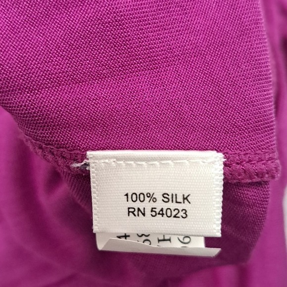 Banana Republic purple Silk Twist front top size Large petite - Picture 6 of 6